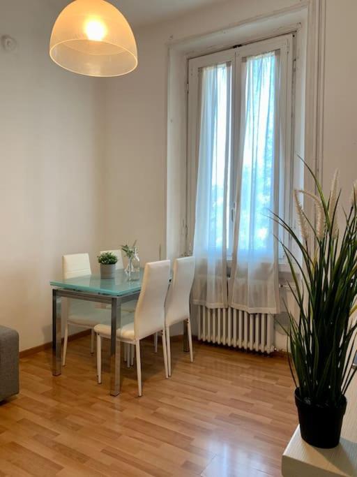 Splendido Bilocale A 4 Fermate Dal Duomo Apartman Milánó Kültér fotó